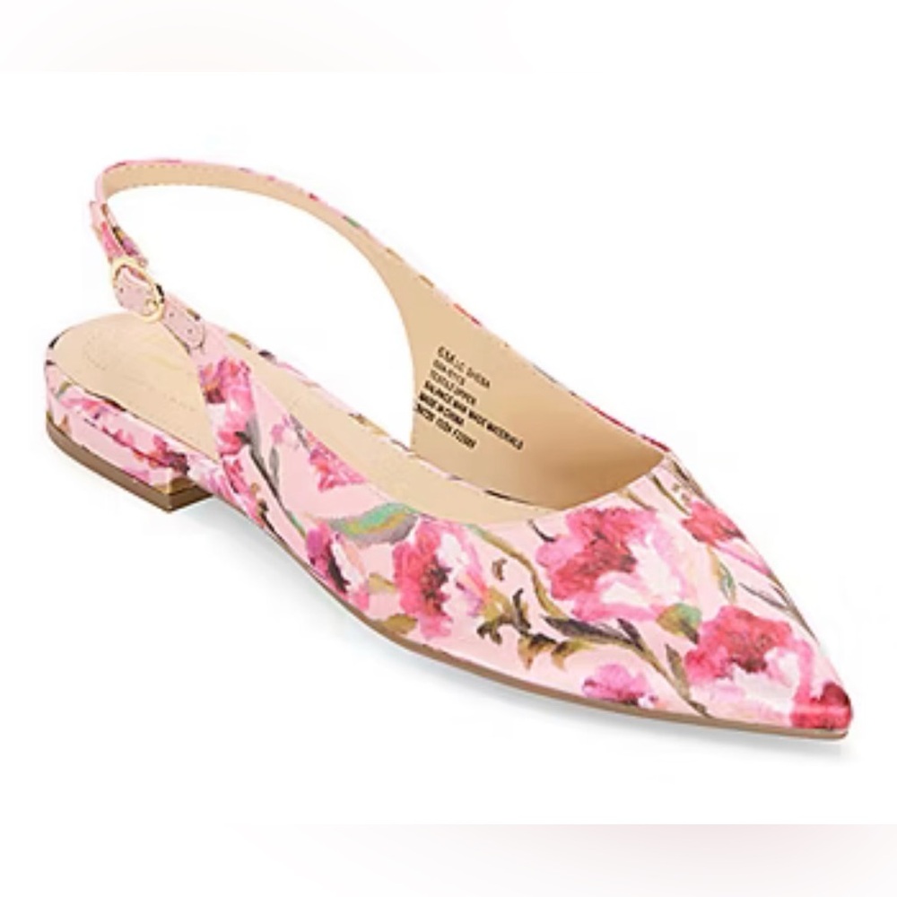 Womens Pointed Closed Toe Ballet Flats.